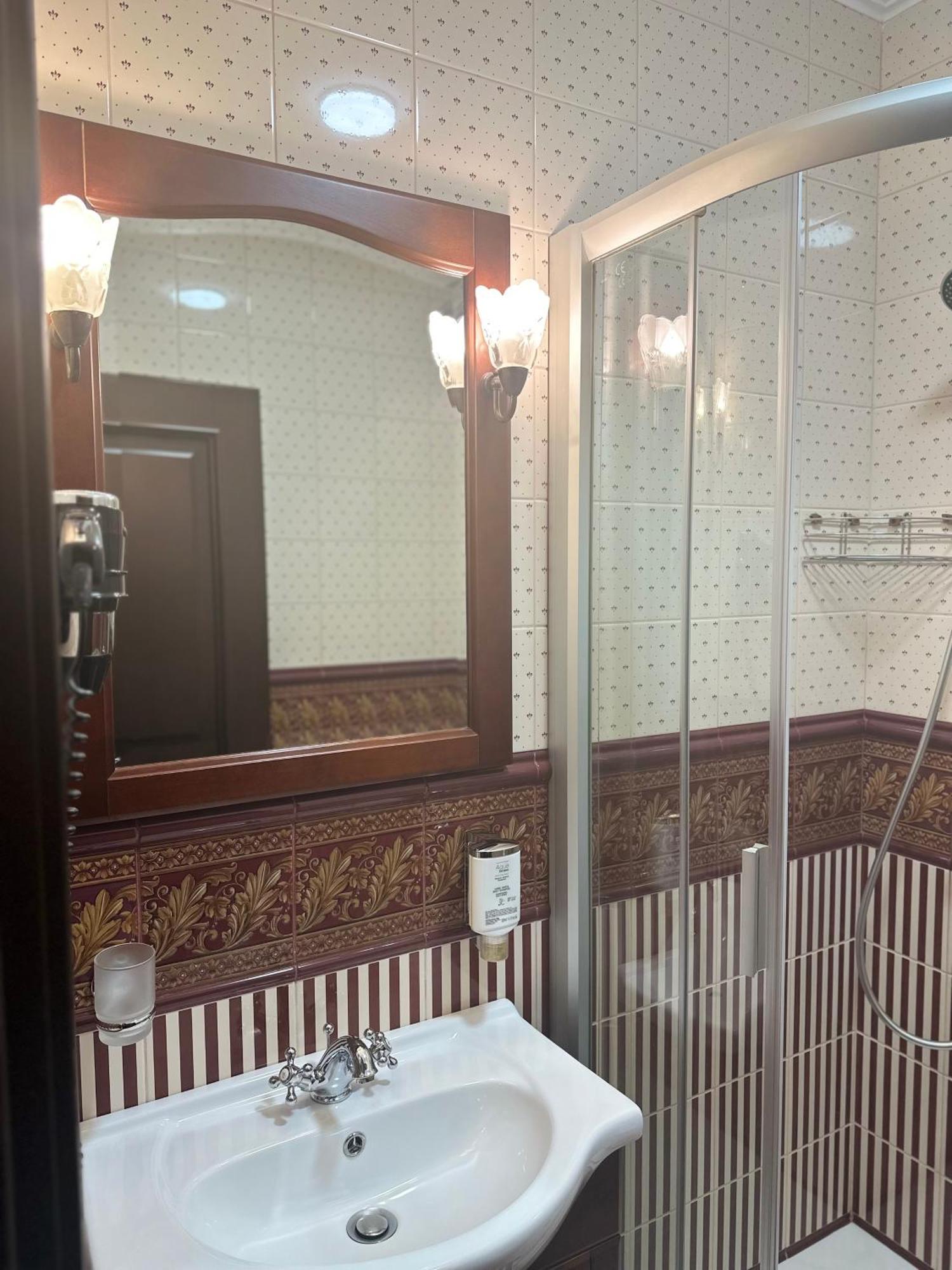 Luxury Boutique Andreevskiy Λβιβ Εξωτερικό φωτογραφία
