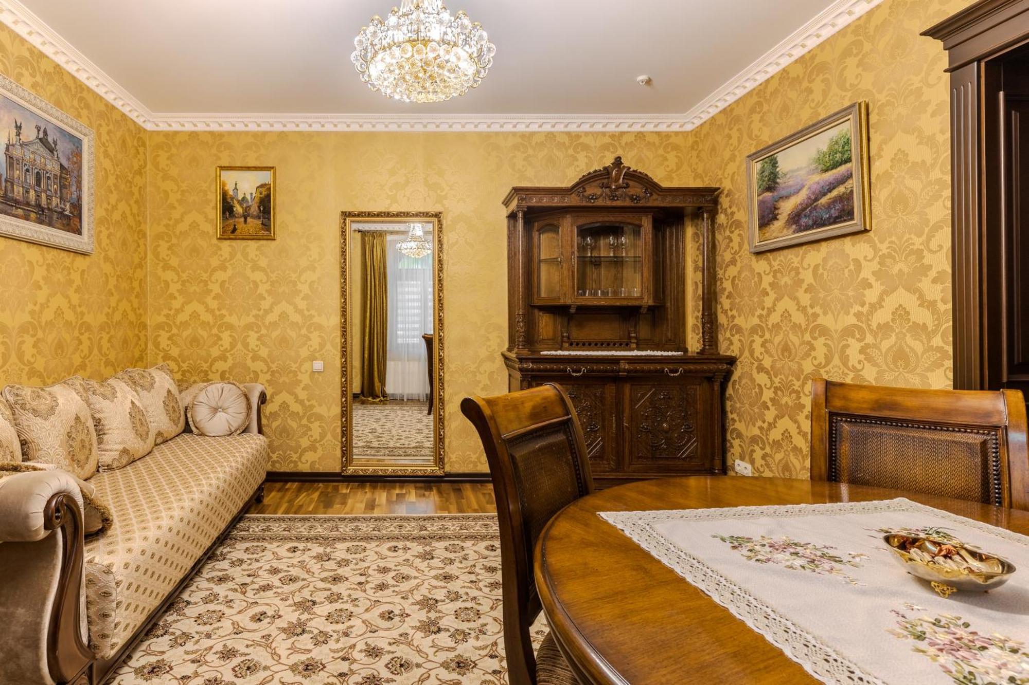 Luxury Boutique Andreevskiy Λβιβ Εξωτερικό φωτογραφία